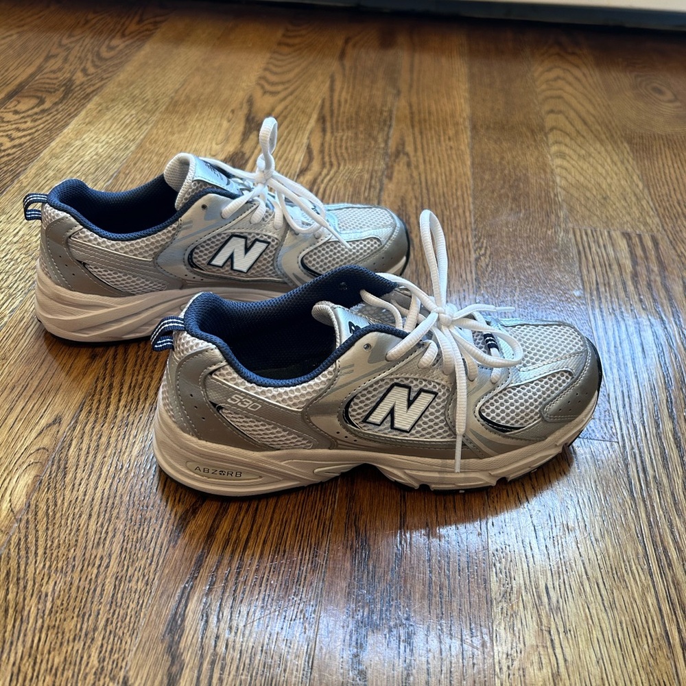 New Balance Big Kids Silver and Navy 530 Sneakers